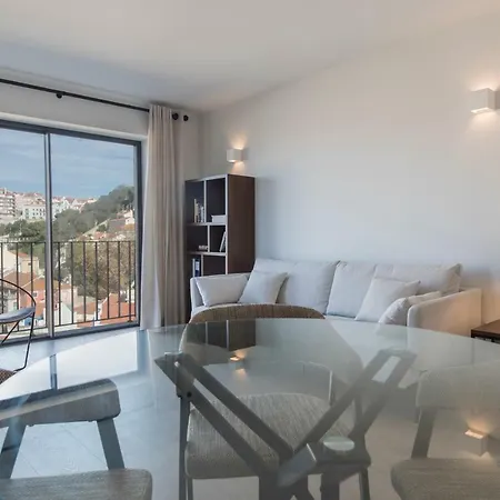 Modern With View Near Castelo De Sao Jorge *